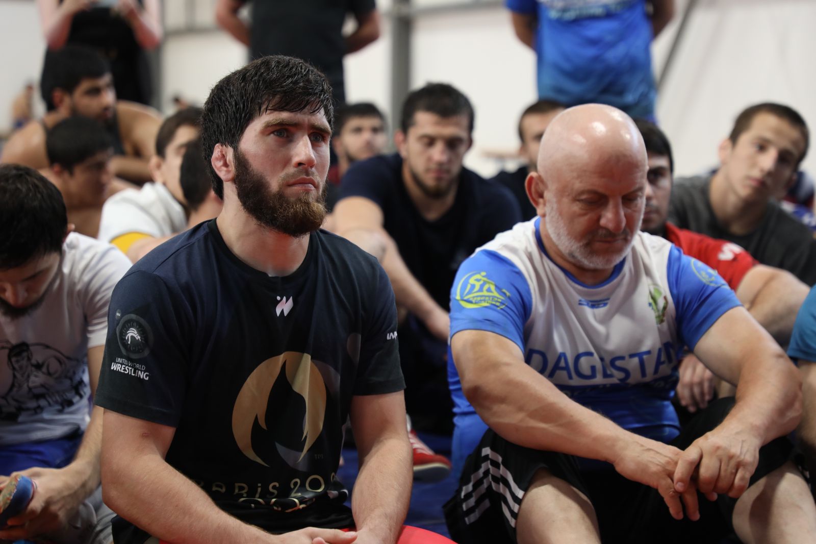 Абдулмуслим Абдулмуслимов напутствовал дагестанских борцов перед Чемпионатом России